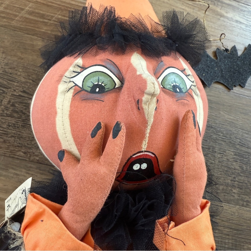 Joe Spencer Eek Halloween retired Pumpkin Doll - Picture 6 of 9